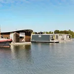 House Boat Paris Maastricht