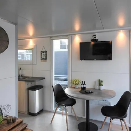 House Boat Paris